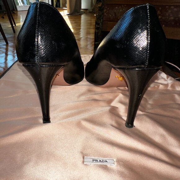Prada Pumps - Picture 5 of 14